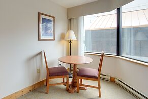 Ski-in/ski-out Crested Butte Studio w/ Pool Access