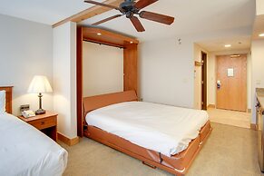 Ski-in/ski-out Crested Butte Studio w/ Pool Access