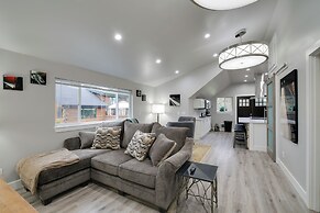 Modern Edgewood Home Near Tacoma w/ Deck!