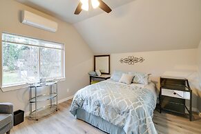 Modern Edgewood Home Near Tacoma w/ Deck!