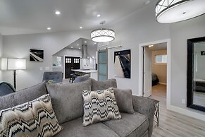 Modern Edgewood Home Near Tacoma w/ Deck!