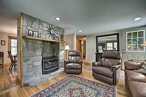 Settlers Mountain Retreat: On-site Hikes & Views!