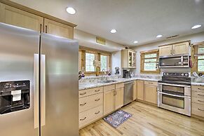 Settlers Mountain Retreat: On-site Hikes & Views!