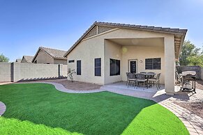 Private Yard: Sunlit Peoria Vacation Rental!
