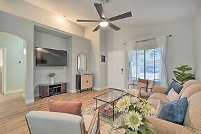 Private Yard: Sunlit Peoria Vacation Rental!