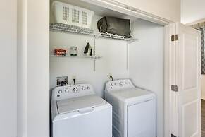 Peaceful Harvard Vacation Rental: 3 Mi to Town!