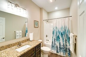 Quaint Harrison Home 2 Mi to Downtown!