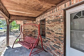 Lovely 'anna Fink House' w/ Patio & Fire Pit