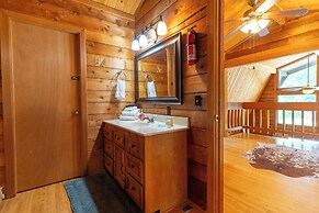 Rustic Fancy Gap Vacation Rental With Fire Pit