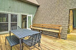 Amazing A-frame w/ Private Hiking + Amenities