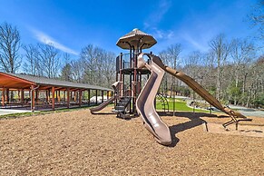 Amazing A-frame w/ Private Hiking + Amenities