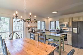 Amazing A-frame w/ Private Hiking + Amenities