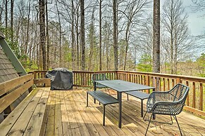 Amazing A-frame w/ Private Hiking + Amenities