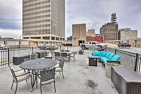 Heart of Dtwn Omaha: Historical Apt w/ Perks