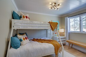 Home Rental on Detroit Lake: Dock, Game Room!