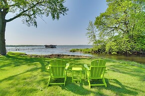 Home Rental on Detroit Lake: Dock, Game Room!