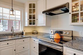 Charming Farmhouse: Walk to Village + Trails!