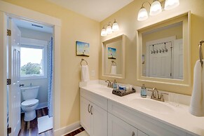 Corolla Vacation Rental w/ Pool, Walk to Beach!