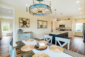 Corolla Vacation Rental w/ Pool, Walk to Beach!