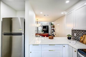 Stylish Allen Home Near Watters Creek Village