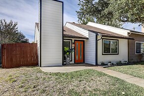 Stylish Allen Home Near Watters Creek Village