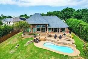 Lakefront Little Elm Home w/ Private Pool!