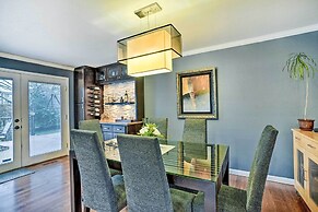 Lynnwood Home: Private Hot Tub, Fire Table & Grill