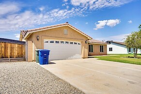 Yuma Family Home w/ Covered Patio + Grill!