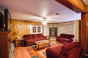 Comfy Hazlehurst Vacation Rental w/ Patio!