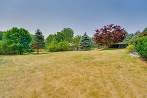 Charming Home w/ Pool + Deck ~ 9 Mi to Umich!