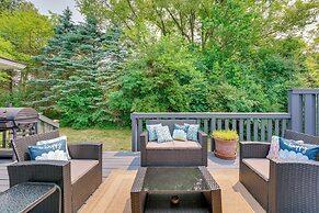 Charming Home w/ Pool + Deck ~ 9 Mi to Umich!