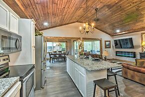 Otto Home w/ Fire Pit, Tree House & Hot Tub!