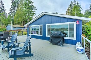 Lakefront Bremerton Vacation Rental w/ Deck!