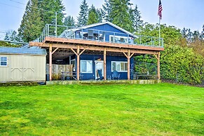 Lakefront Bremerton Vacation Rental w/ Deck!