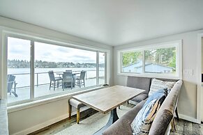 Lakefront Bremerton Vacation Rental w/ Deck!