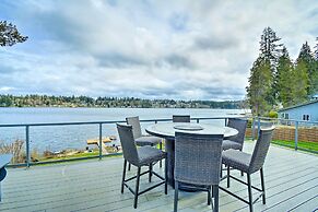 Lakefront Bremerton Vacation Rental w/ Deck!