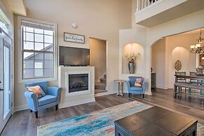 Luxe Branson Retreat w/ Mtn Views & Pool Access!