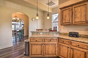 Luxe Branson Retreat w/ Mtn Views & Pool Access!