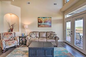 Luxe Branson Retreat w/ Mtn Views & Pool Access!