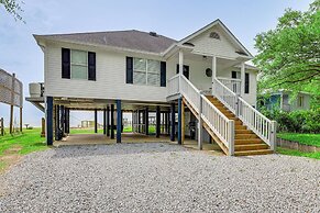 Foley Beach Cottage w/ Waterfront Backyard!