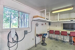 Bring a Pet: Pinetop Cabin w/ Game Room!