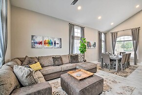 Peoria Oasis w/ Saltwater Pool & Putting Green!