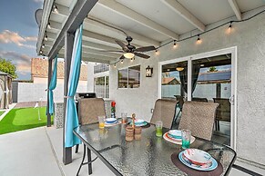 Peoria Oasis w/ Saltwater Pool & Putting Green!