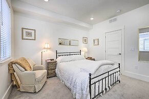 Boise Townhome w/ Rooftop Deck, 2 Mi to Downtown!