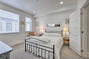 Boise Townhome w/ Rooftop Deck, 2 Mi to Downtown!