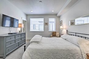 Boise Townhome w/ Rooftop Deck, 2 Mi to Downtown!