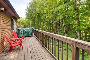 Lovely White Mountains Condo: Hike, Ski & Unwind!