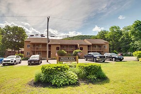 Lovely White Mountains Condo: Hike, Ski & Unwind!