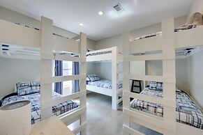 Modern Kennard Cabin w/ 3 Casitas - Walk to Pond!