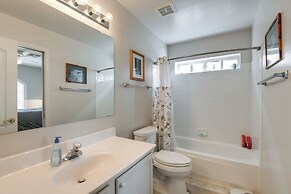 Pool & Golf Course Views: Family Home in Gilbert